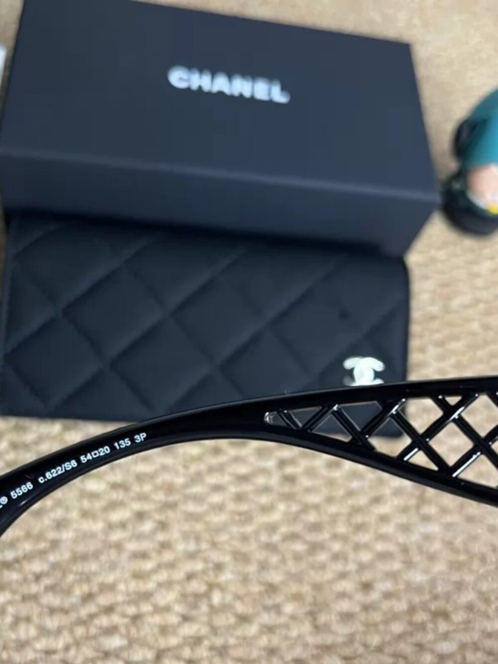 ✨ CHANEL CH5566 Black Sunglasses • Gold CC Logo • New Authentic - Picture 6 of 7